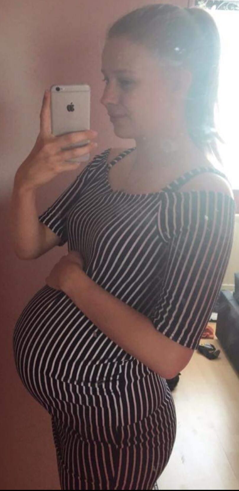 Pregnant teen 10