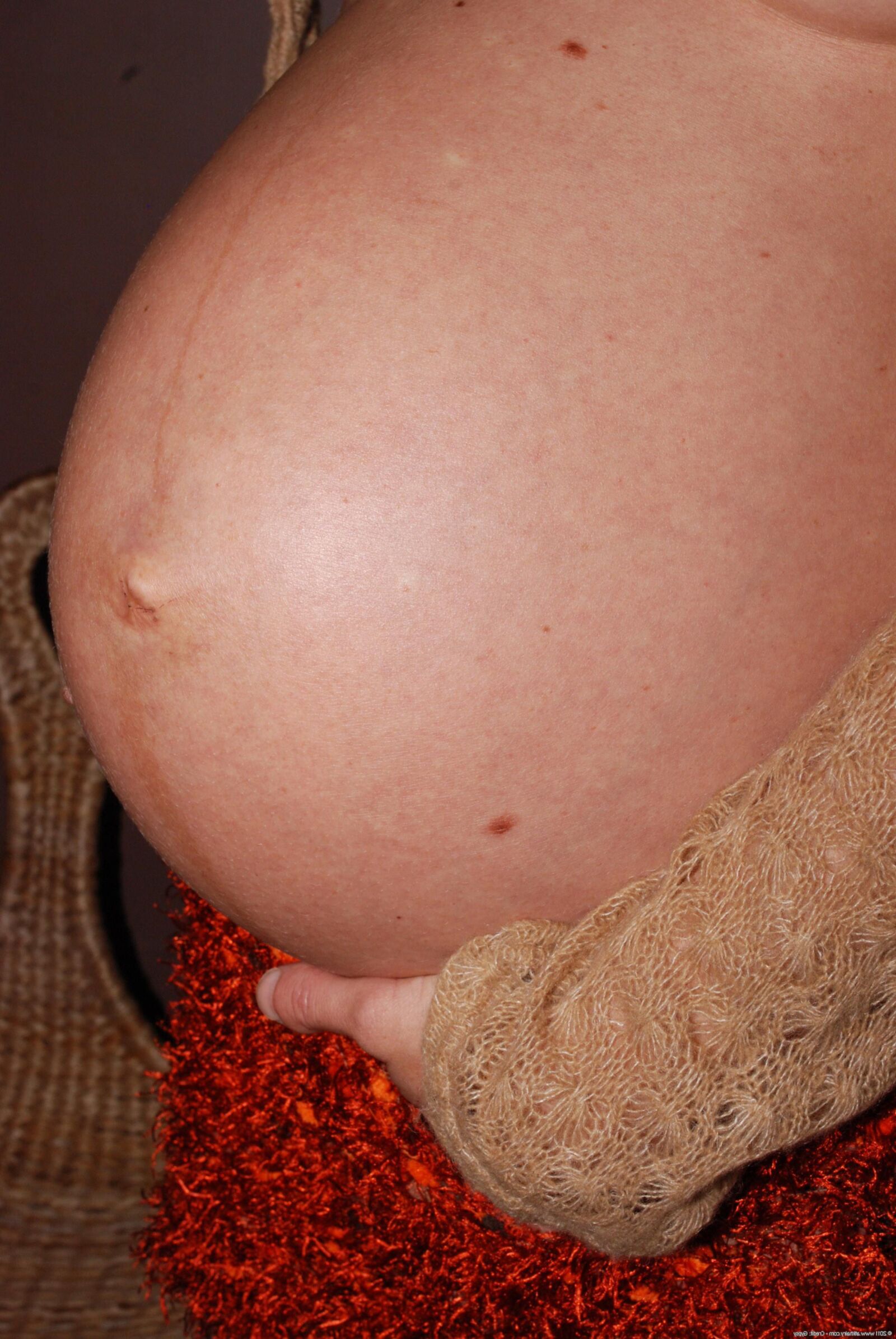 Cara Pregnant (222039)