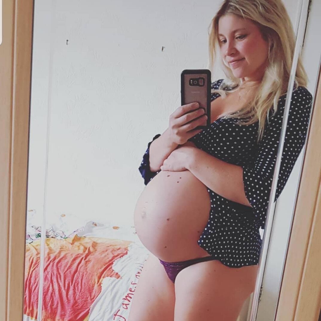 Femme Enceinte 8