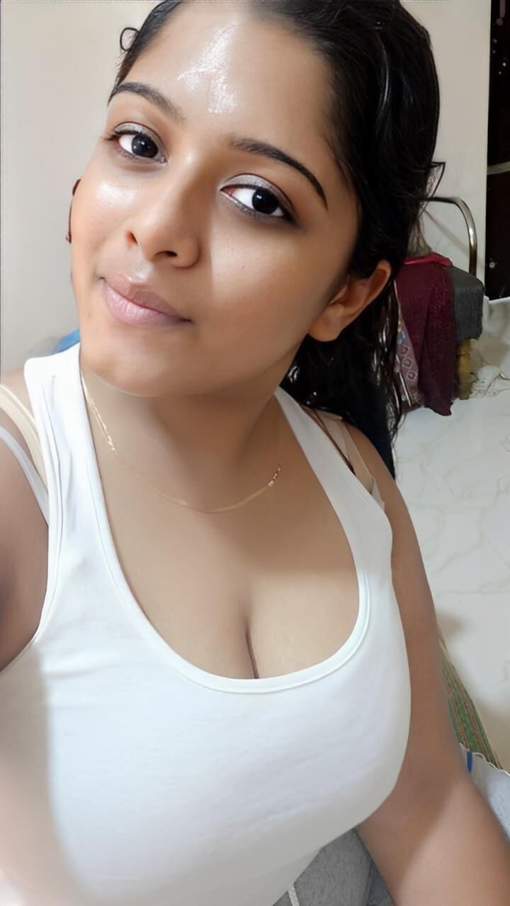 Indien gros seins potelé GF nue selfie fuite