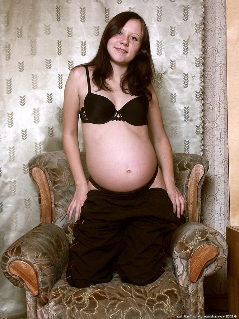 pregnant Dunja,Gallery 64a