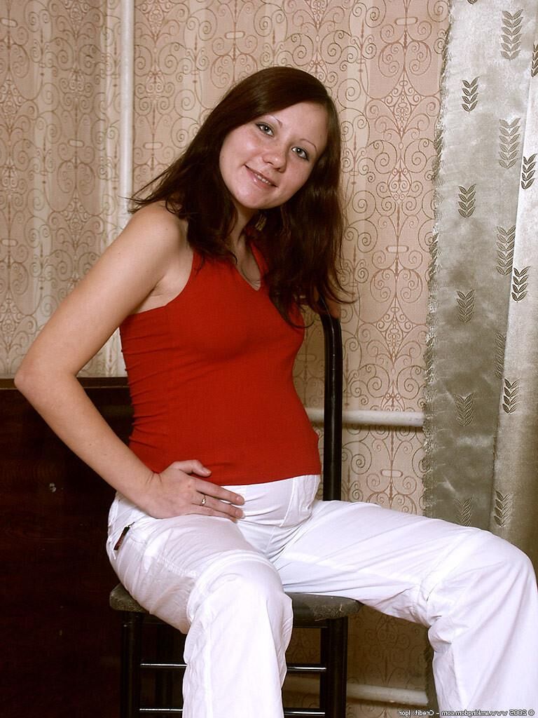 pregnant Dunja,Gallery 32a