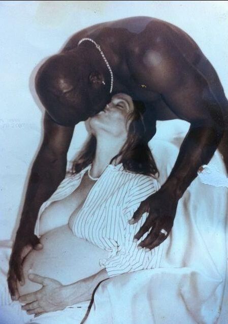 Interracial Preggo