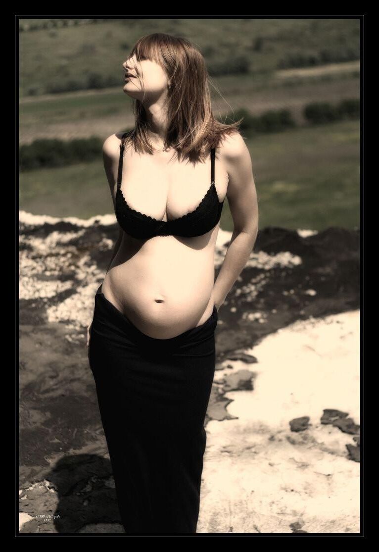 pregnant art pics