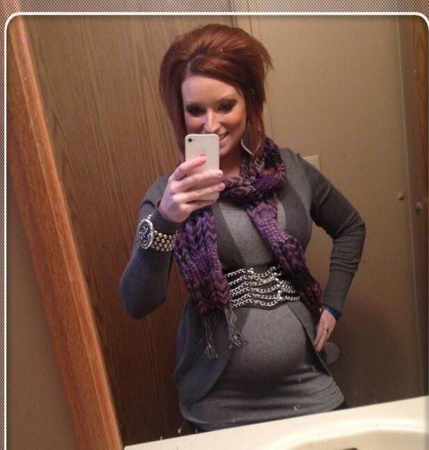 Preggo Selfies