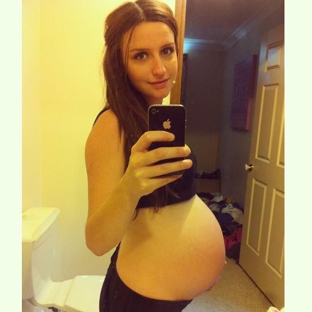 Preggo Selfies