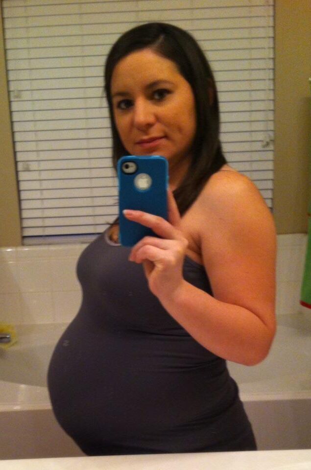 Preggo Selfies