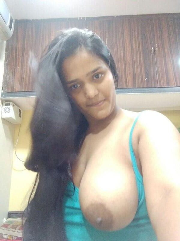 asiha gros seins indien