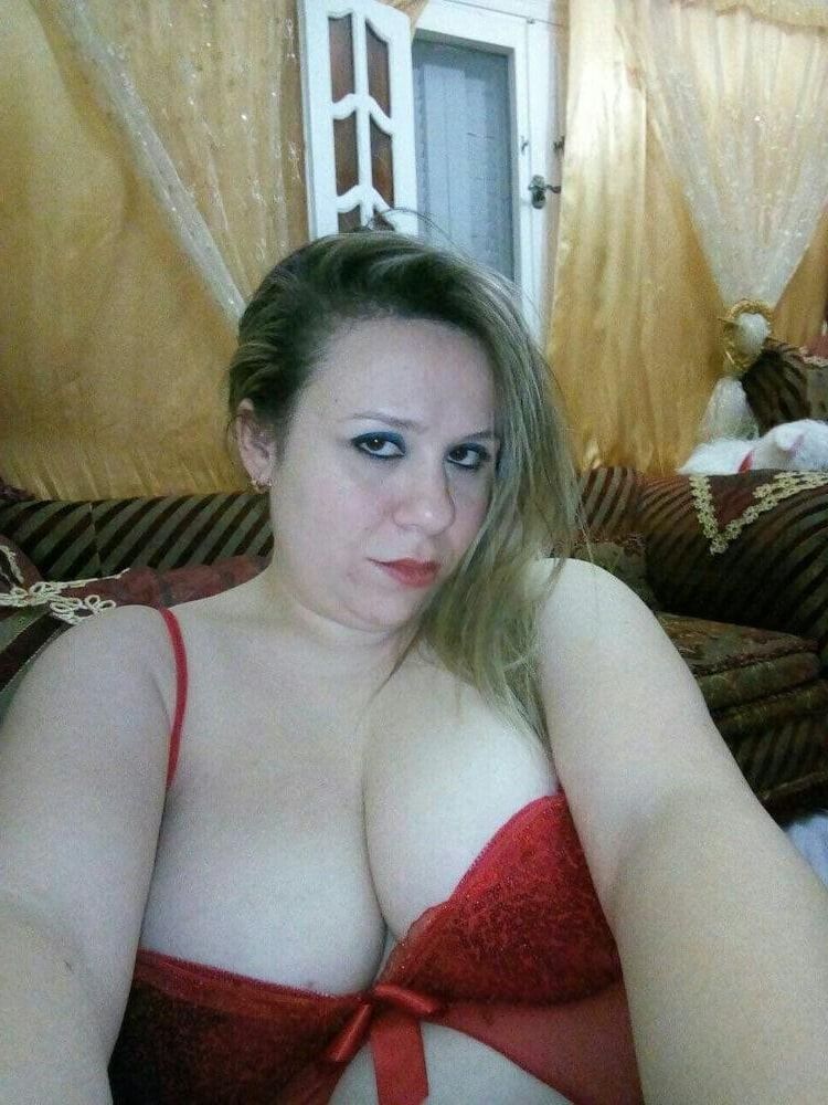 BBW egipcia cachonda