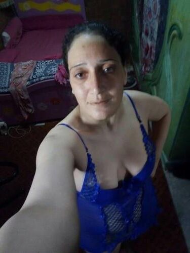 amateur arab milf