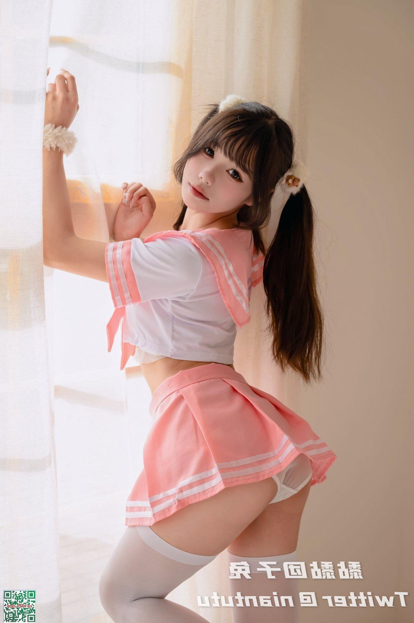  Coser Sticky Bunny 