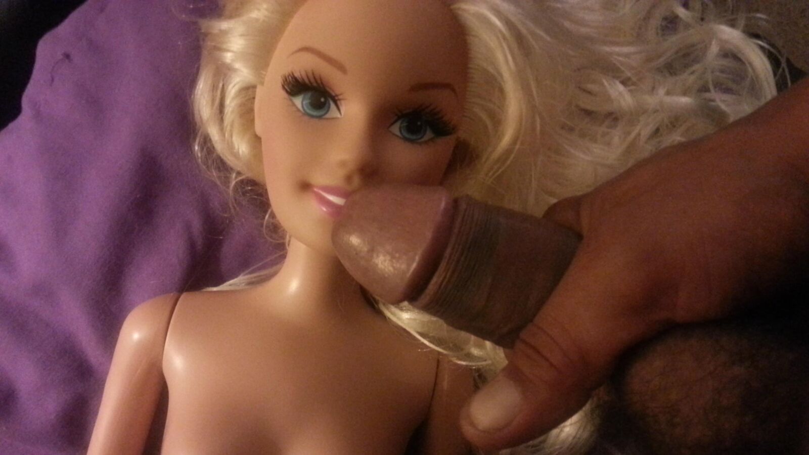 TENIENDO SEXO CON BARBIE