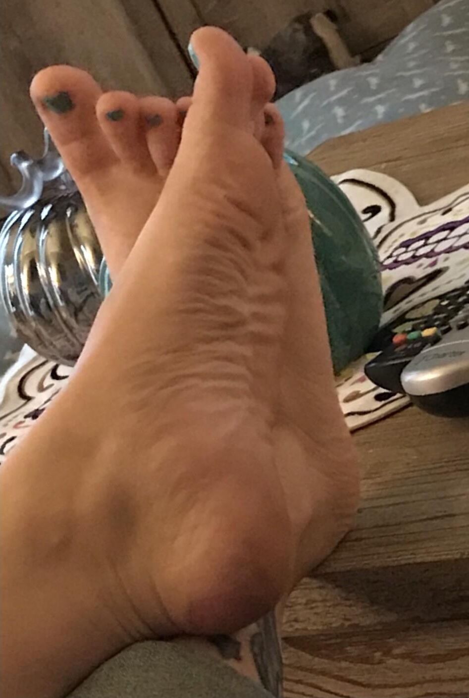 Jennies sexy bare feet