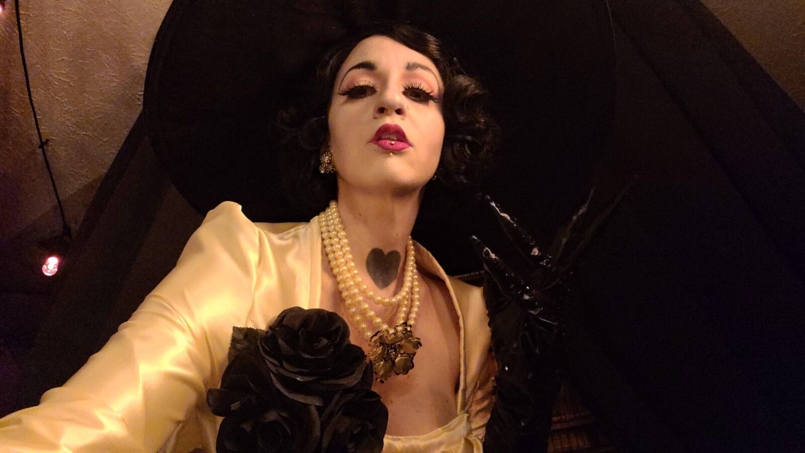 Lady Dimitrescu as Jessica Nova