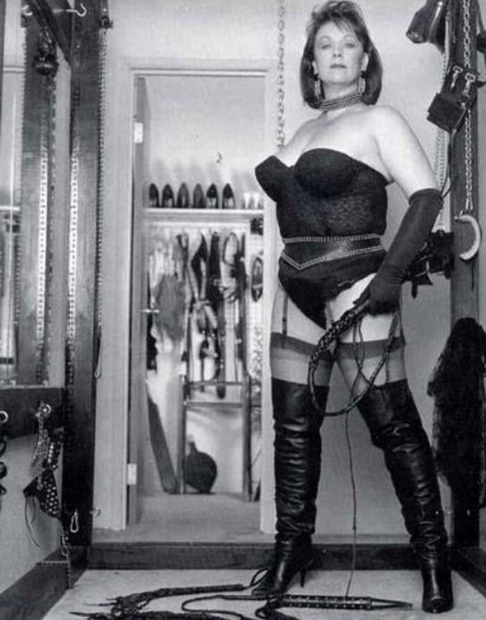 Best Fetish, Femdom, Bondage and sluts