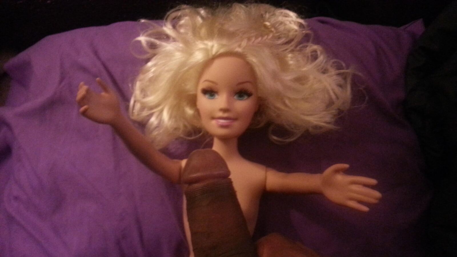 TENIENDO SEXO CON BARBIE