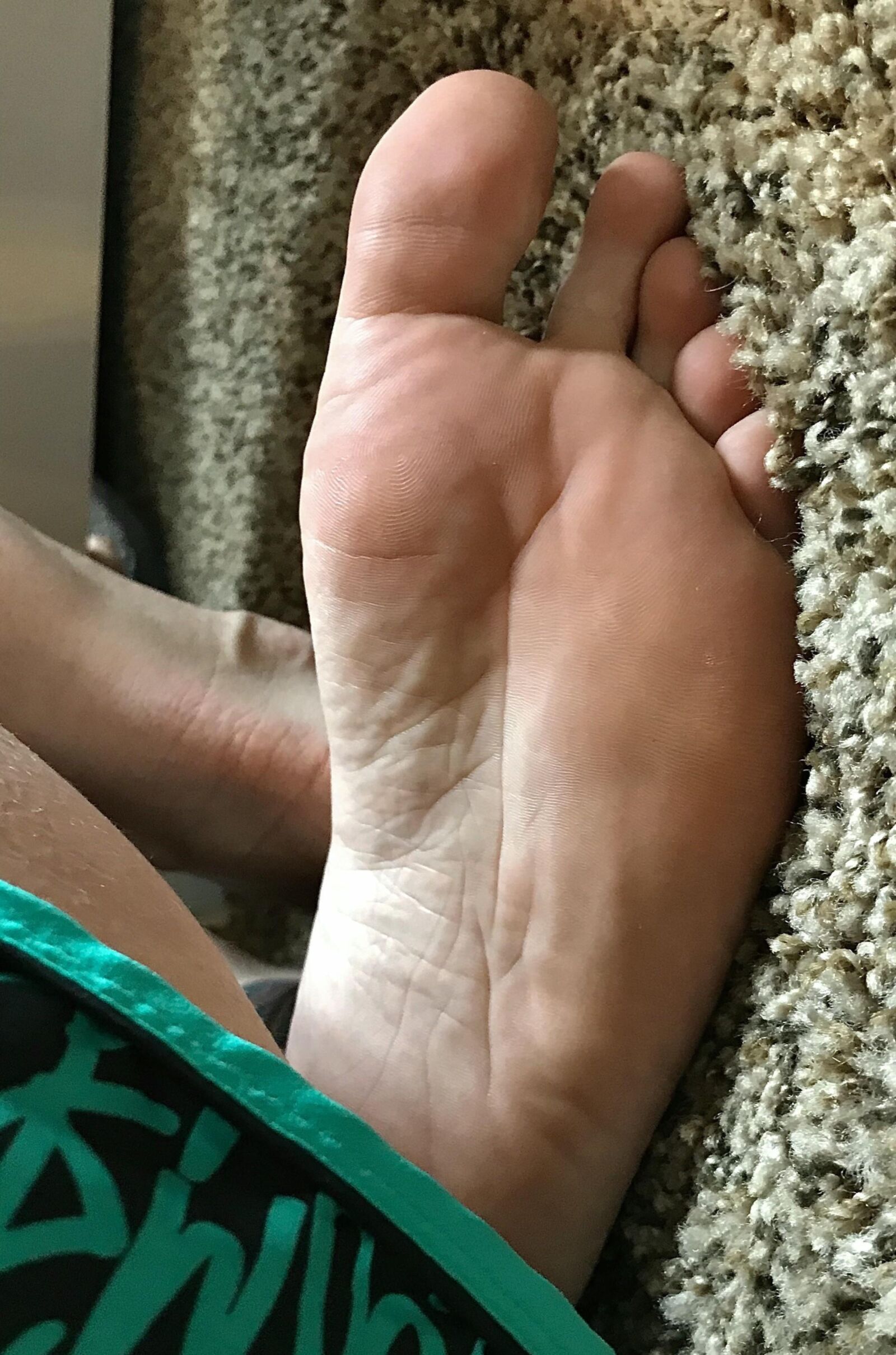 Jennies sexy bare feet