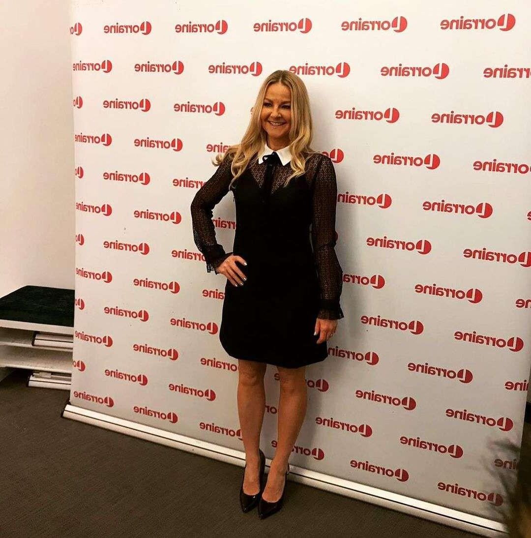 Sarah Hadland, une MILF sexy de 53 ans.