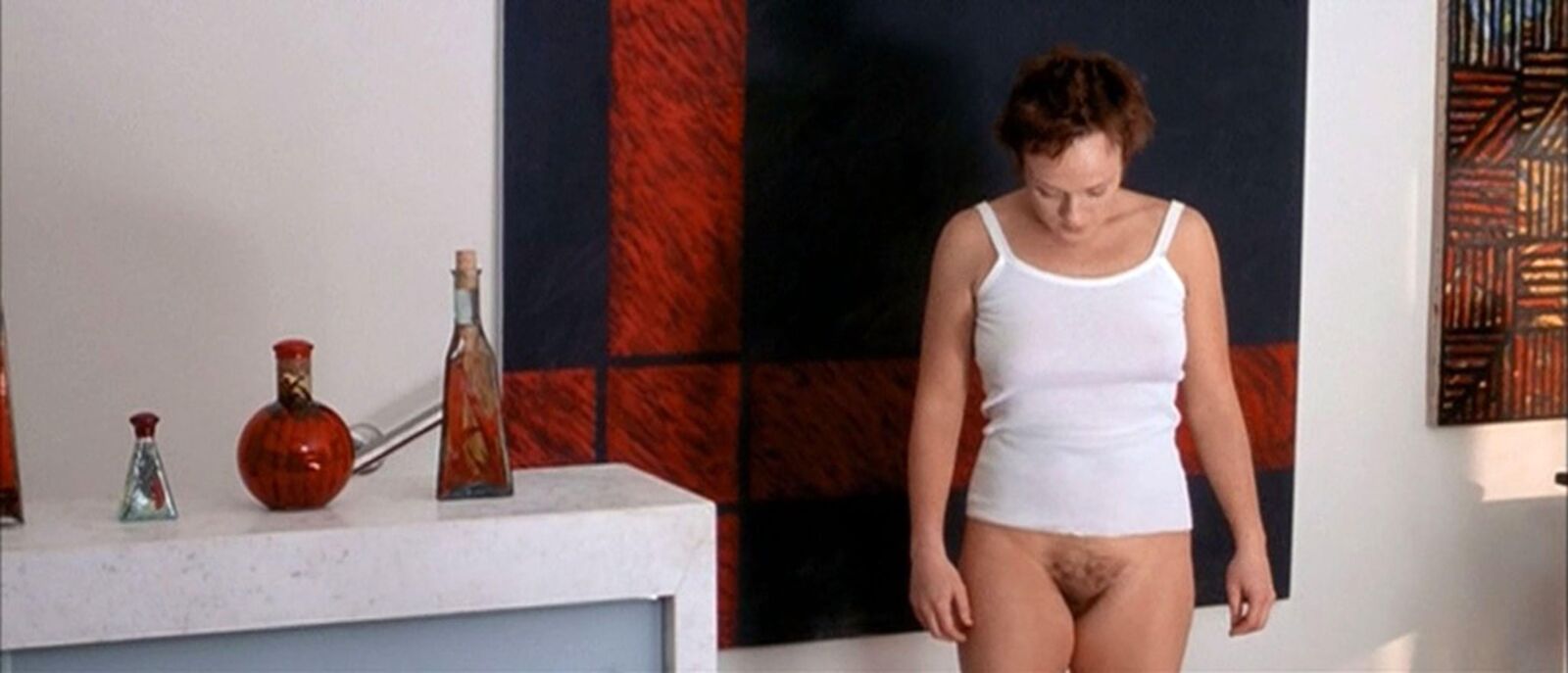 Bottomless Susie Porters bush in the movie: The monkeys mask 