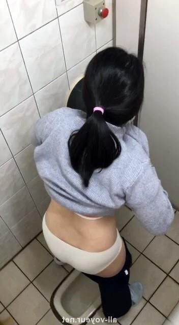  Young and Beautiful Ladies Toilet Voyeur  2