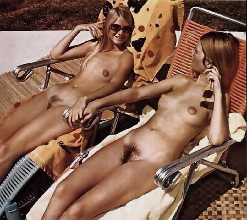 Vintage Naked and Topless Women 46