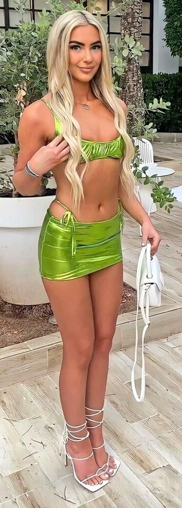 Chavs, Non Nude, Green 2