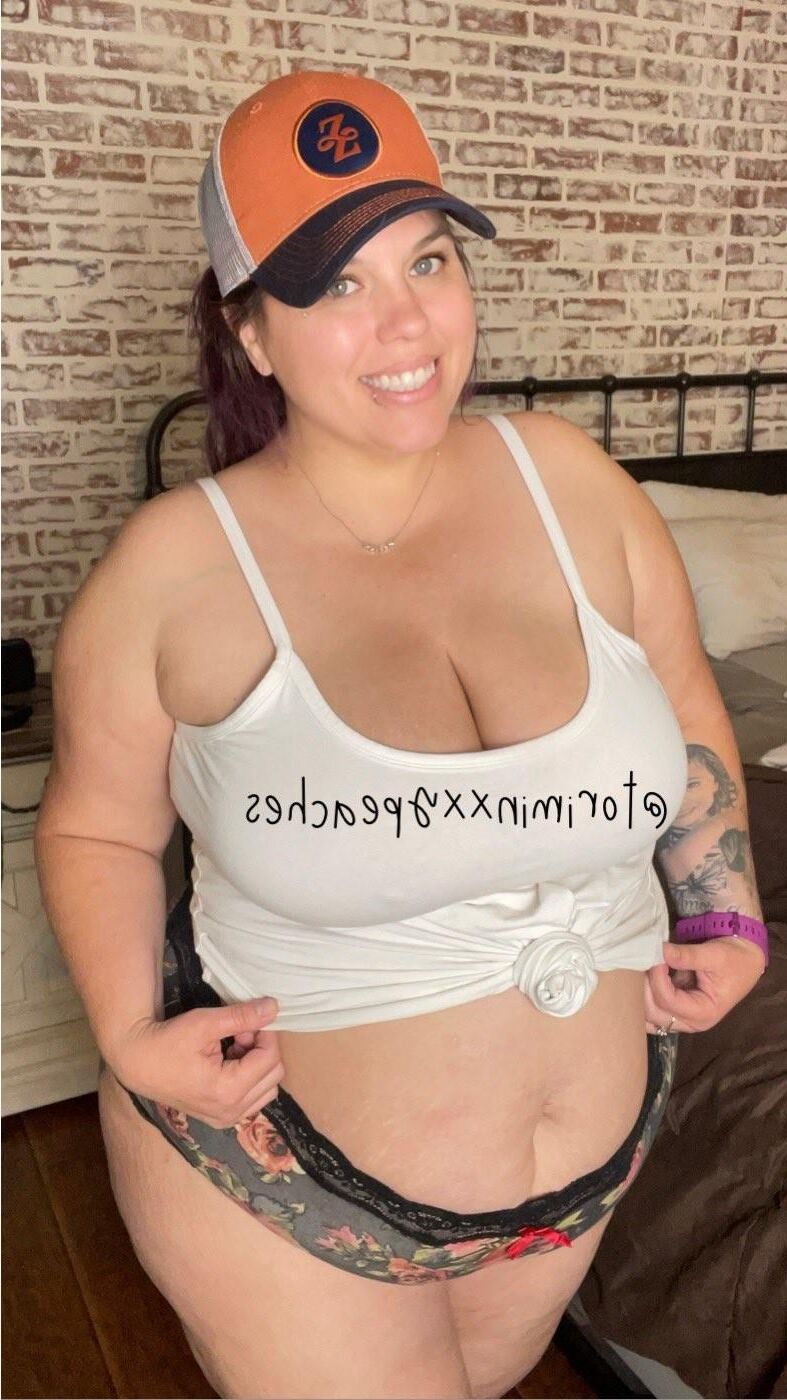 ToriMinxxy Beauty Big Ass BBW with Glasses Mixed Hot Shots