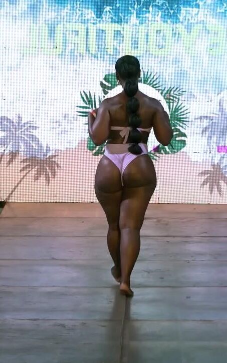 ebony model asses 3