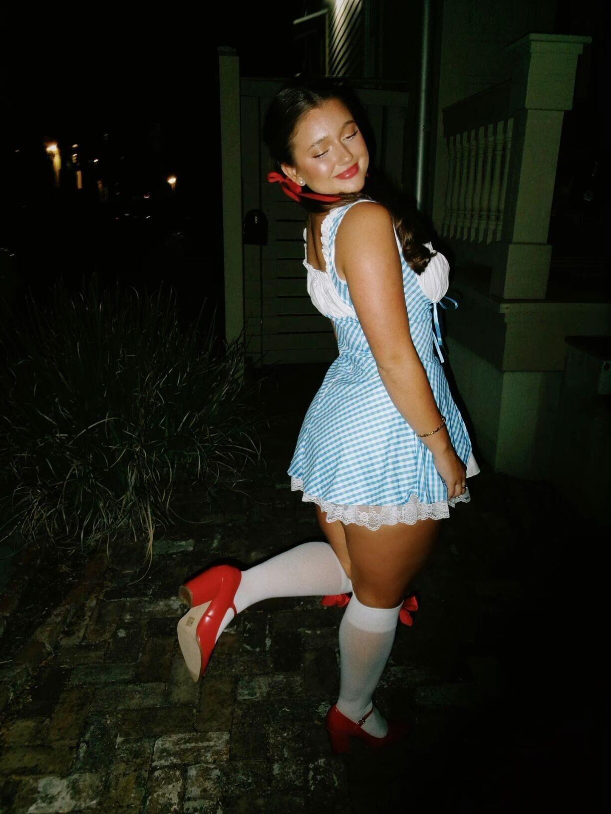 Costume Sluts, Story Book/D.