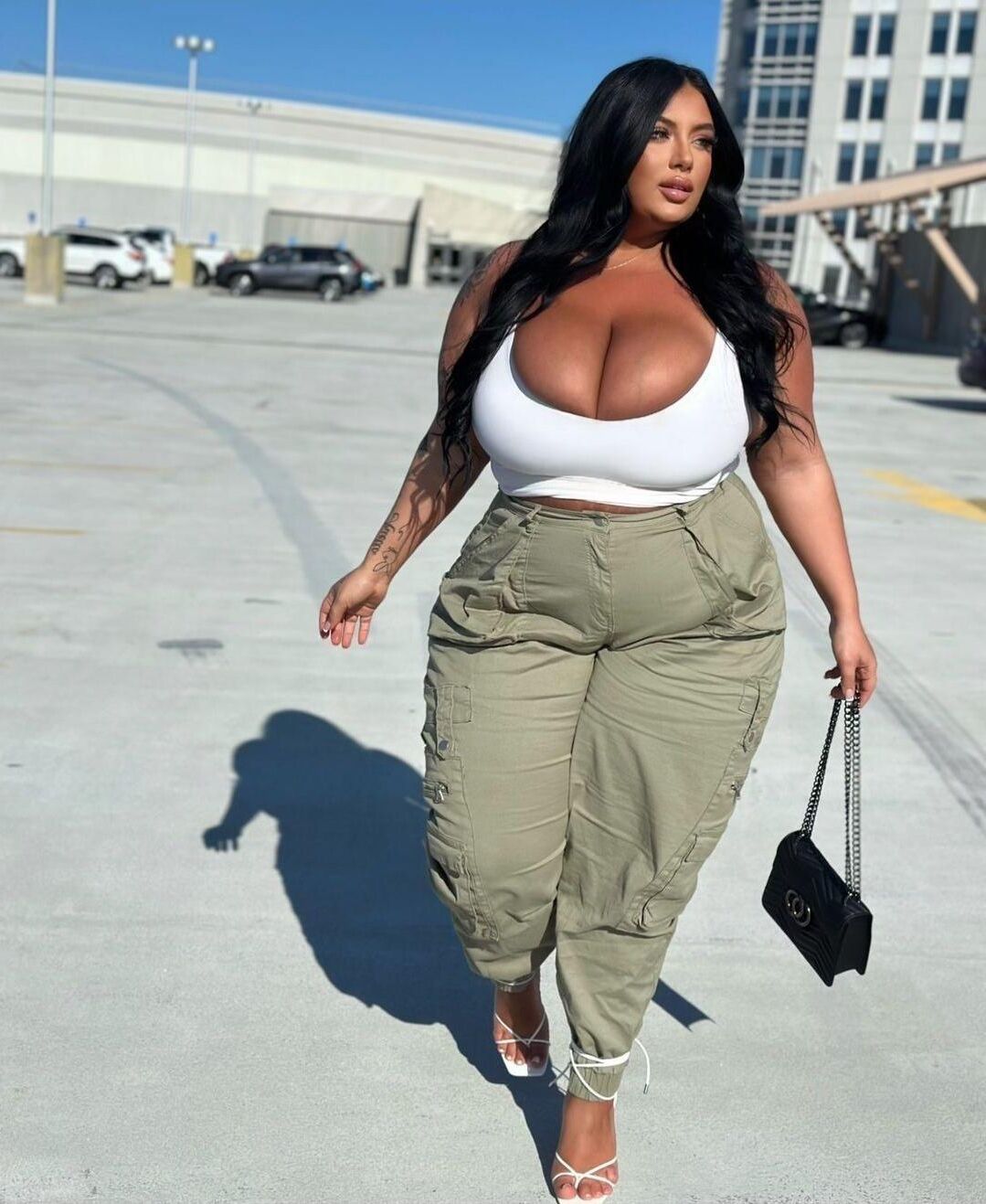 BBW Non Nude