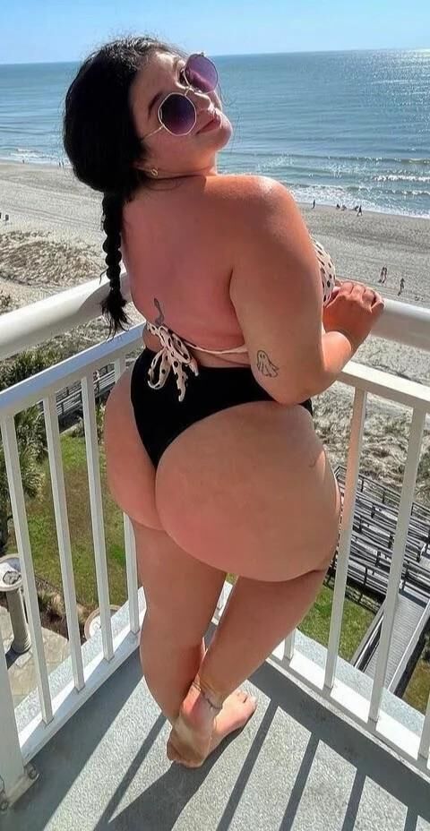 BBW Non Nude