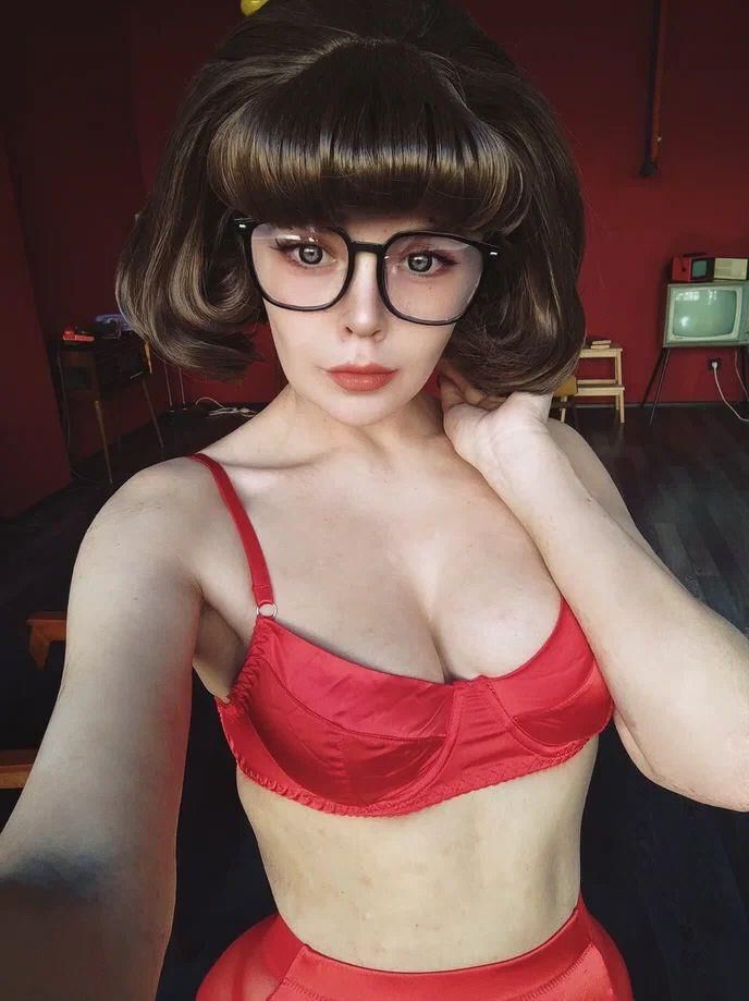 Porte Asami Velma