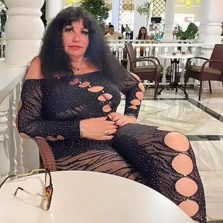 CECY LATIN MILF