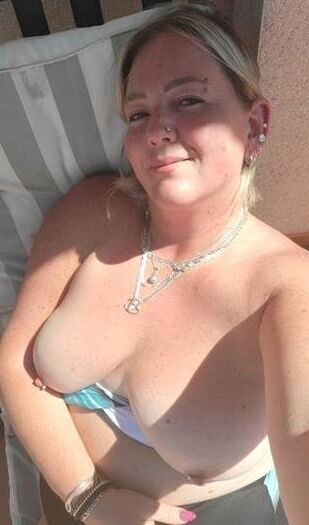 44 year old blonde bbw slut