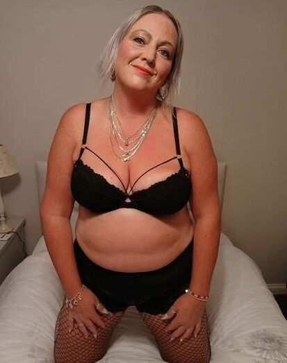 44 year old blonde bbw slut