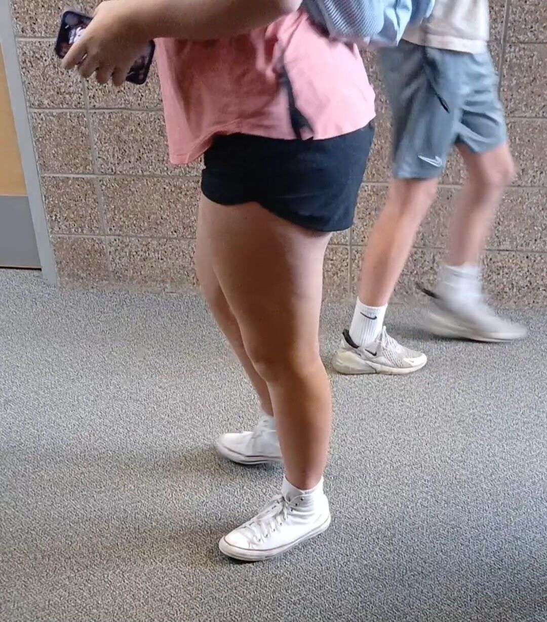 Creep shots: fresh teens