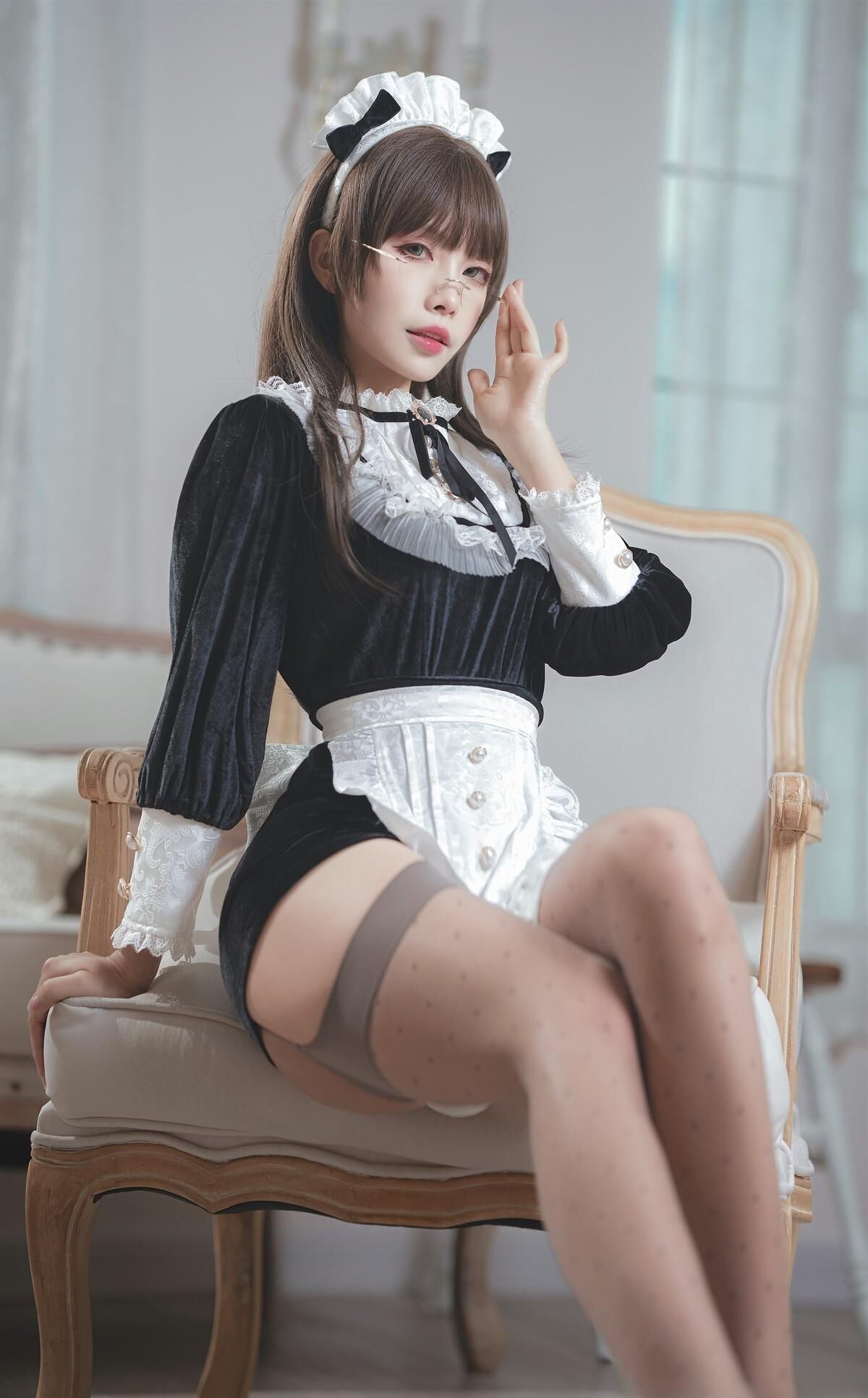 MAID 1