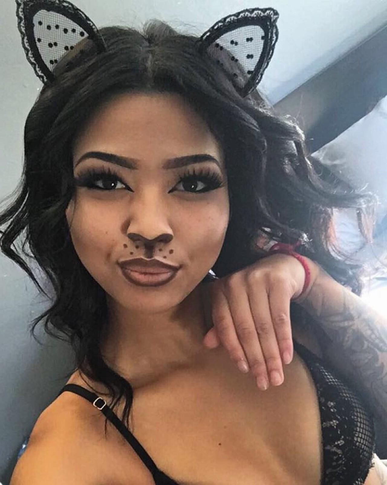 Costume Sluts, Cats / Dogs 1.