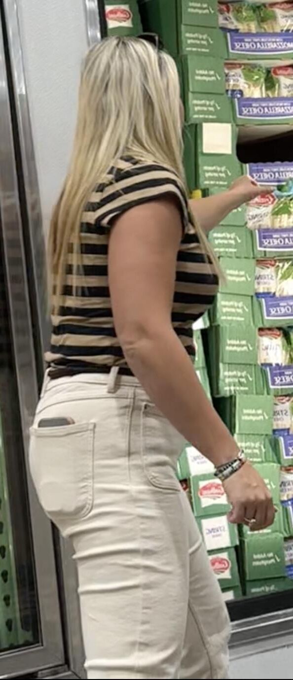 Candid   Mega Costco and Target Pawgs   PLEASE COMMENT