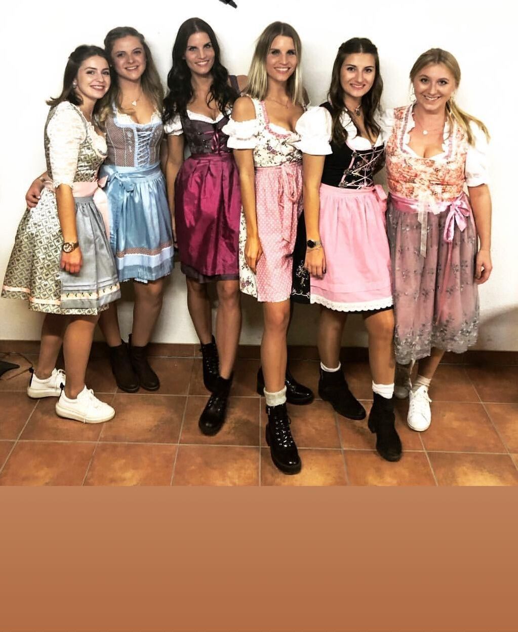 Wichsvorlagen Oktoberfest Bier Dirndl wiesn особенный, больше?