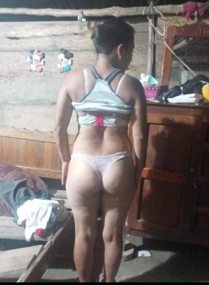 Chica Putipobre se deja tomar foto