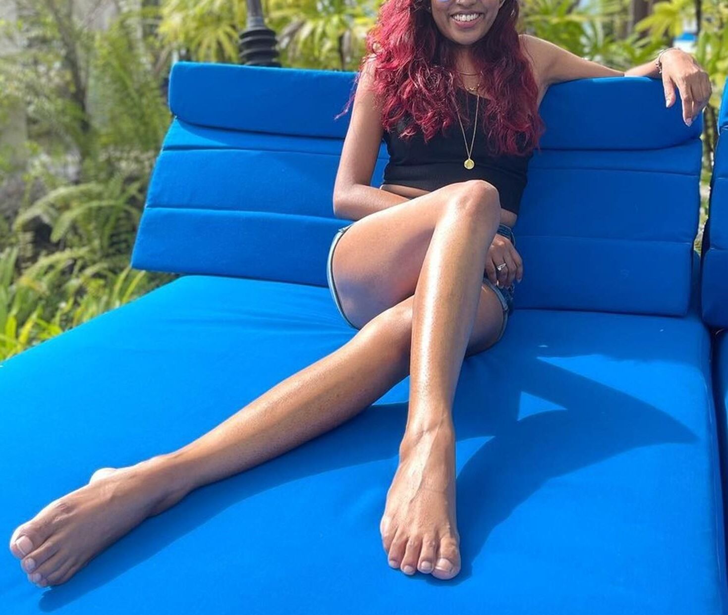 Hot Sexy Legs and beautiful feet