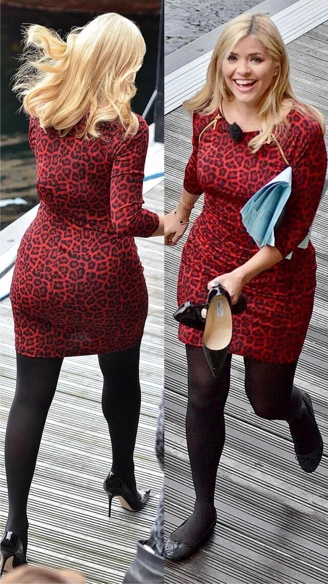 MILF vagabunda Holly Willoughby, peitos grandes e uma bunda gorda feita para anal