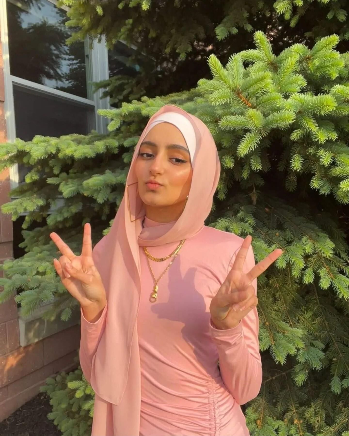 Luli Teen Hijabi Girl