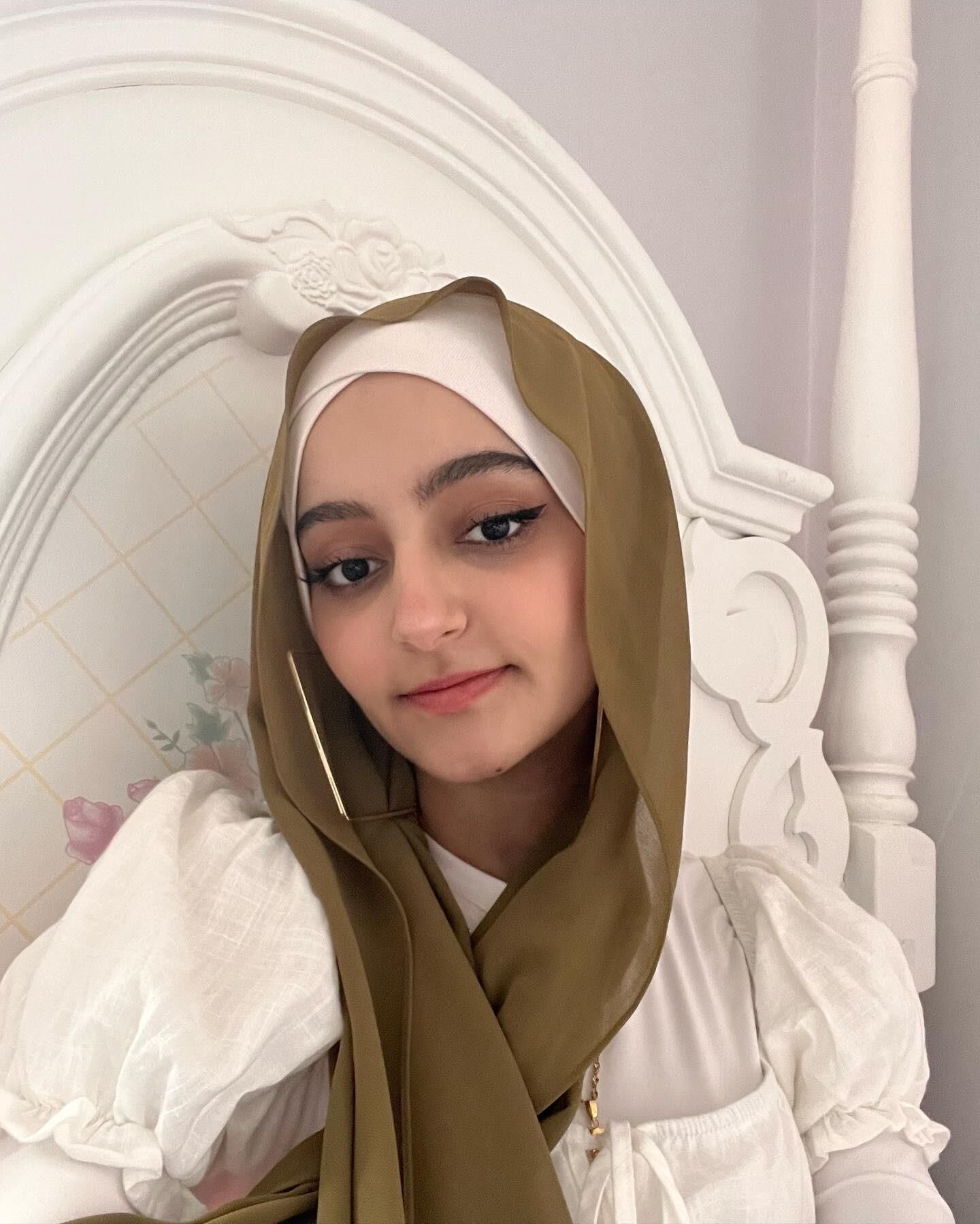 Luli Teen Hijabi Girl