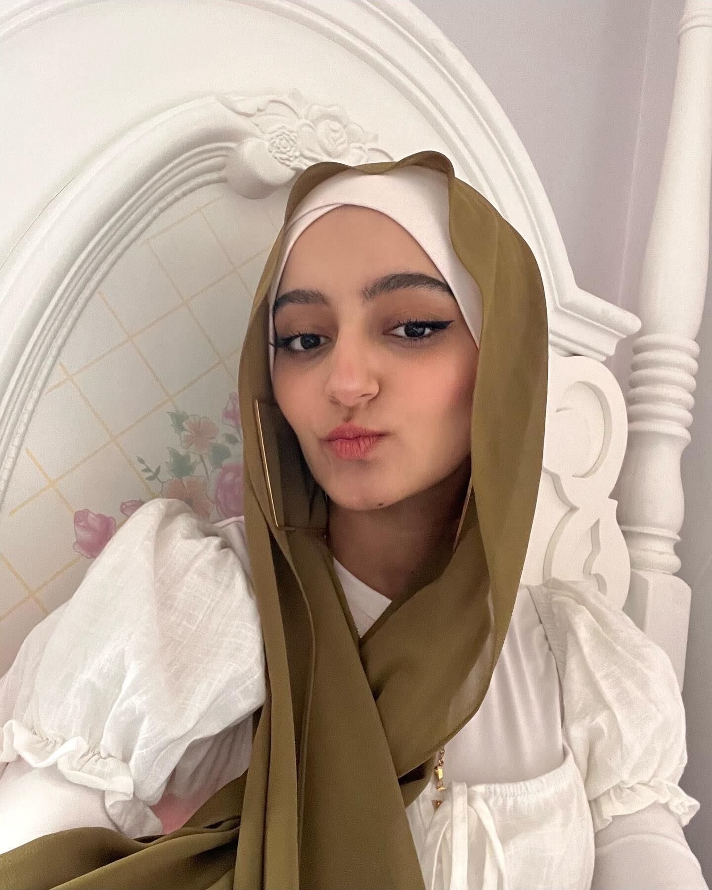 Luli Teen Hijabi Girl