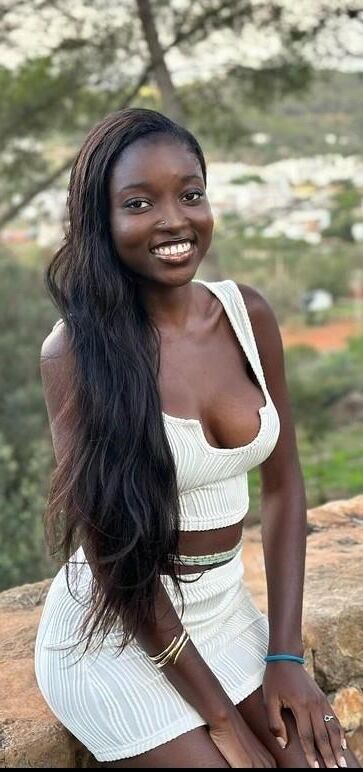 Black beauties on Instagram 