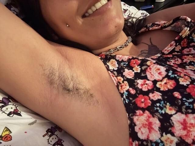 Hairy Armpit Girls CXCIX