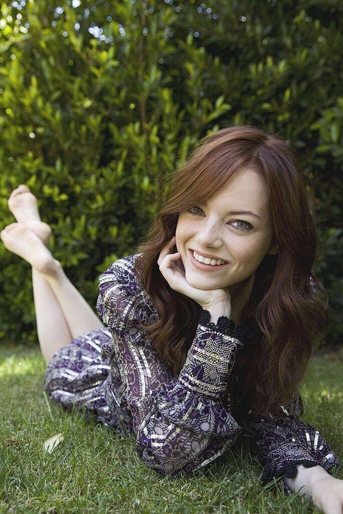 emma stone: fuckable face, poundable ass