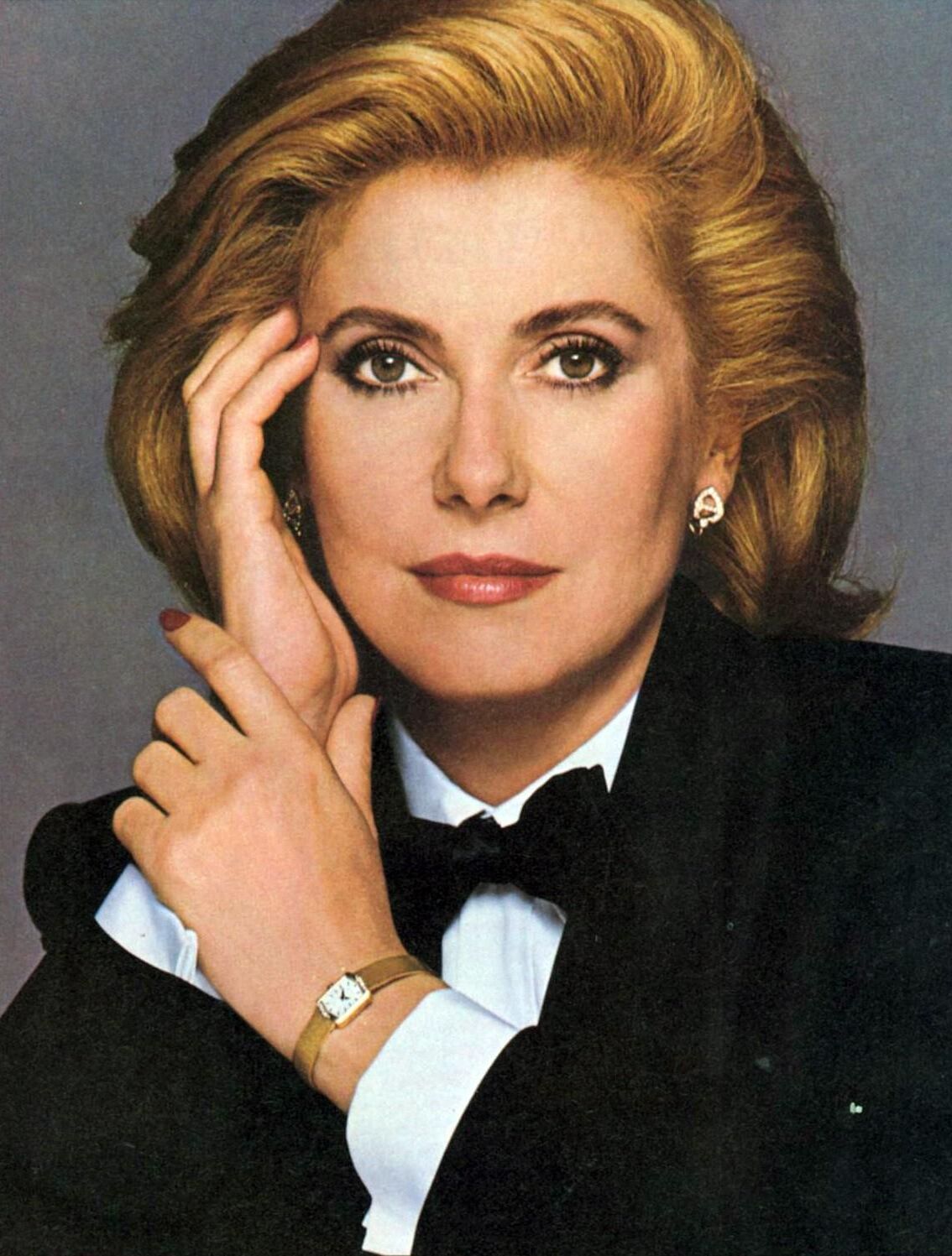 Unhas Catherine Deneuve